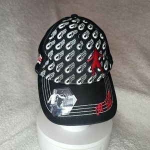 Cage Fighter Chuck Liddell Embroidered Baseball Cap Hat with Logo New w/ Sticker